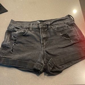 Old navy Black boyfriend shorts. size 4